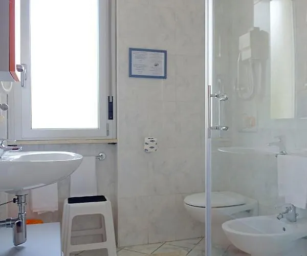 Greco 4*