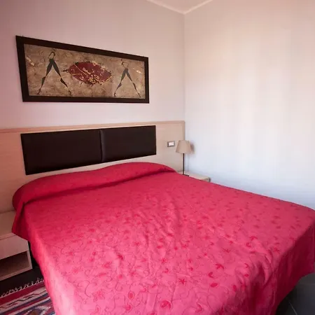 Ξενοδοχείο με διαμερίσματα Greco