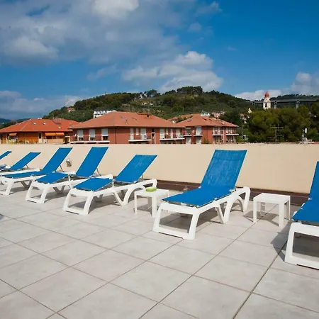 Ξενοδοχείο με διαμερίσματα Greco San Bartolomeo Al Mare