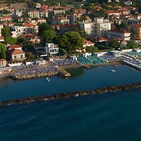 Lejlighedshotel Greco 3*